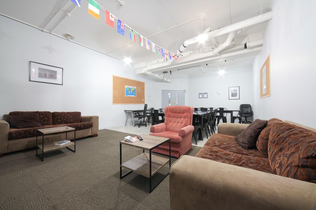 Laneway Backpackers Hostel Wellington Bagian luar foto