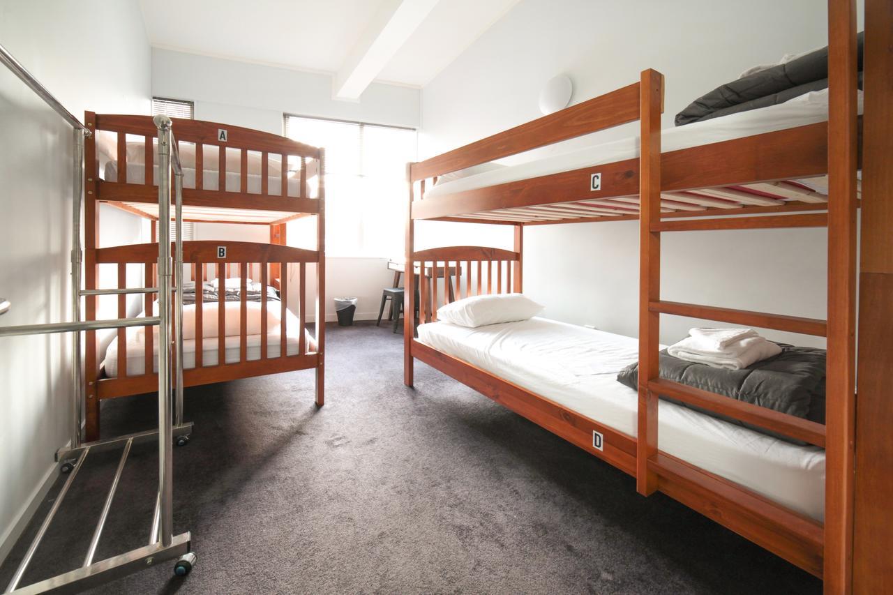 Laneway Backpackers Hostel Wellington Bagian luar foto